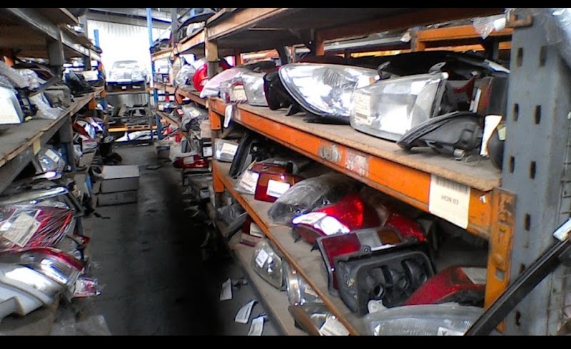 ACT Wreckers — Automotive Recycling in Fyshwick, ACT — automotive recycling in Fyshwick, ACT