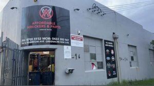 Affordable Wreckers & Parts in Greenacre