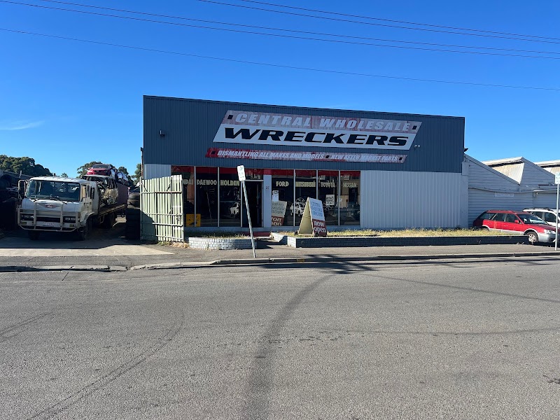 Central Wholesale wreckers — auto parts store in Mowbray