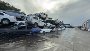 Metal Biz Recyclers cash for cars — Automotive Recycling in Geebung, QLD in Geebung