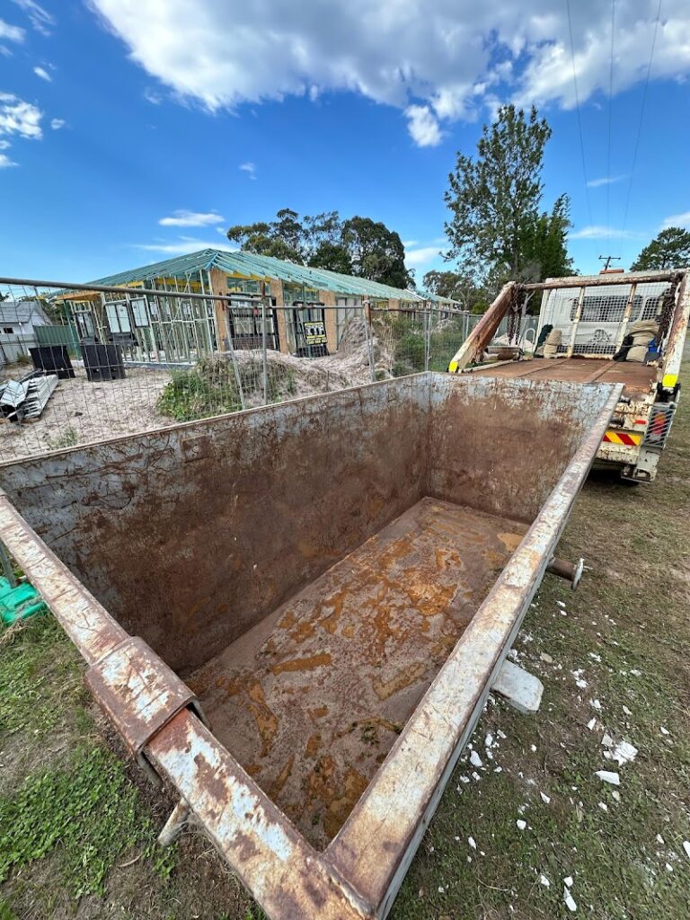 Mr skips — services in West Gosford