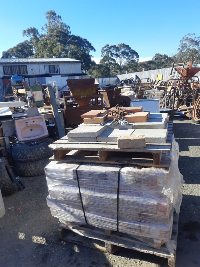 SAL SCRAP YARD GOULBURN —  in Goulburn