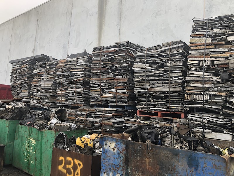 Sky Scrap Metal l Scrap Metal Buyer Melbourne — Automotive Recycling in Dandenong South, VIC — automotive recycling in Dandenong South, VIC