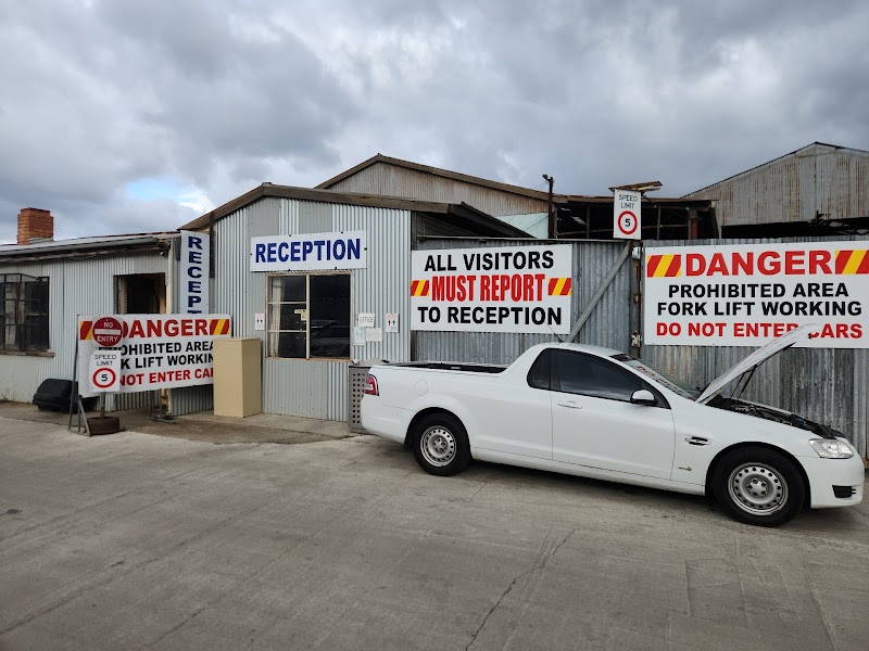 Wreckers Launceston — auto parts store in Mowbray